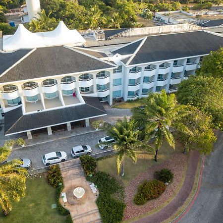 Bahia Plaza Hotel Буска-Вида Екстериор снимка